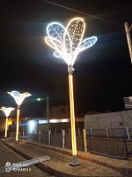 المان گلبرگ ۴ متری LED: ترکیبی از استحکام و زیبایی در نورپردازی شهری